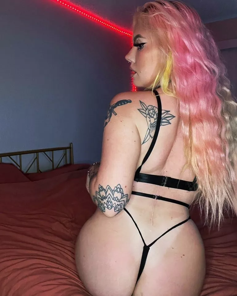 @imbabyxoxo