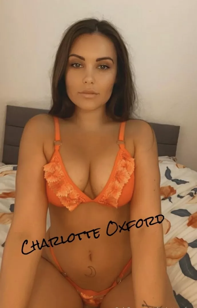 @charlotteoxford