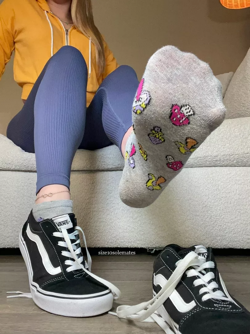 @sizetensolemates