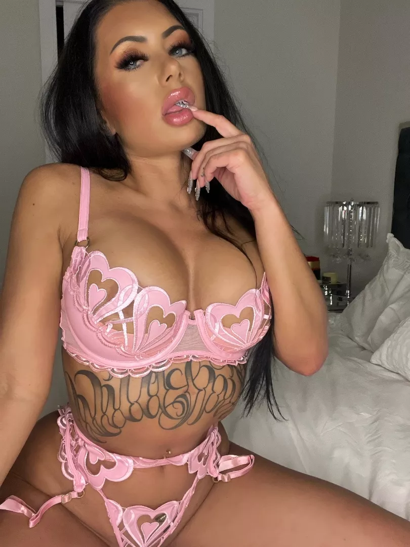 @misskendalluxx