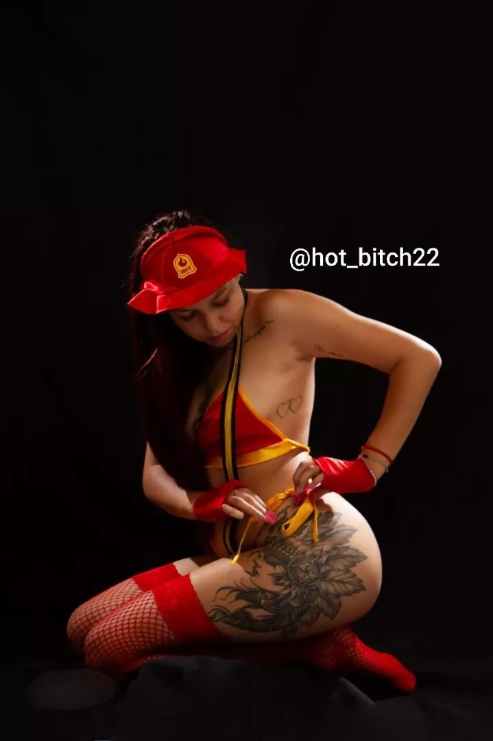 @hot_bitch22