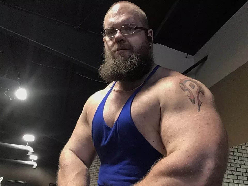 @musclewarlock