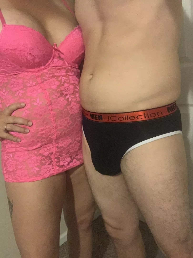 @naughtymidwestcouple