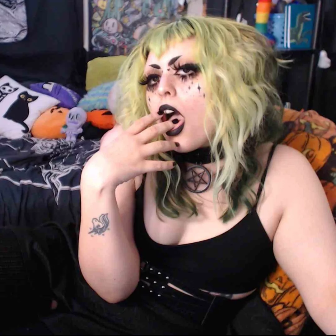 @gothiccbae