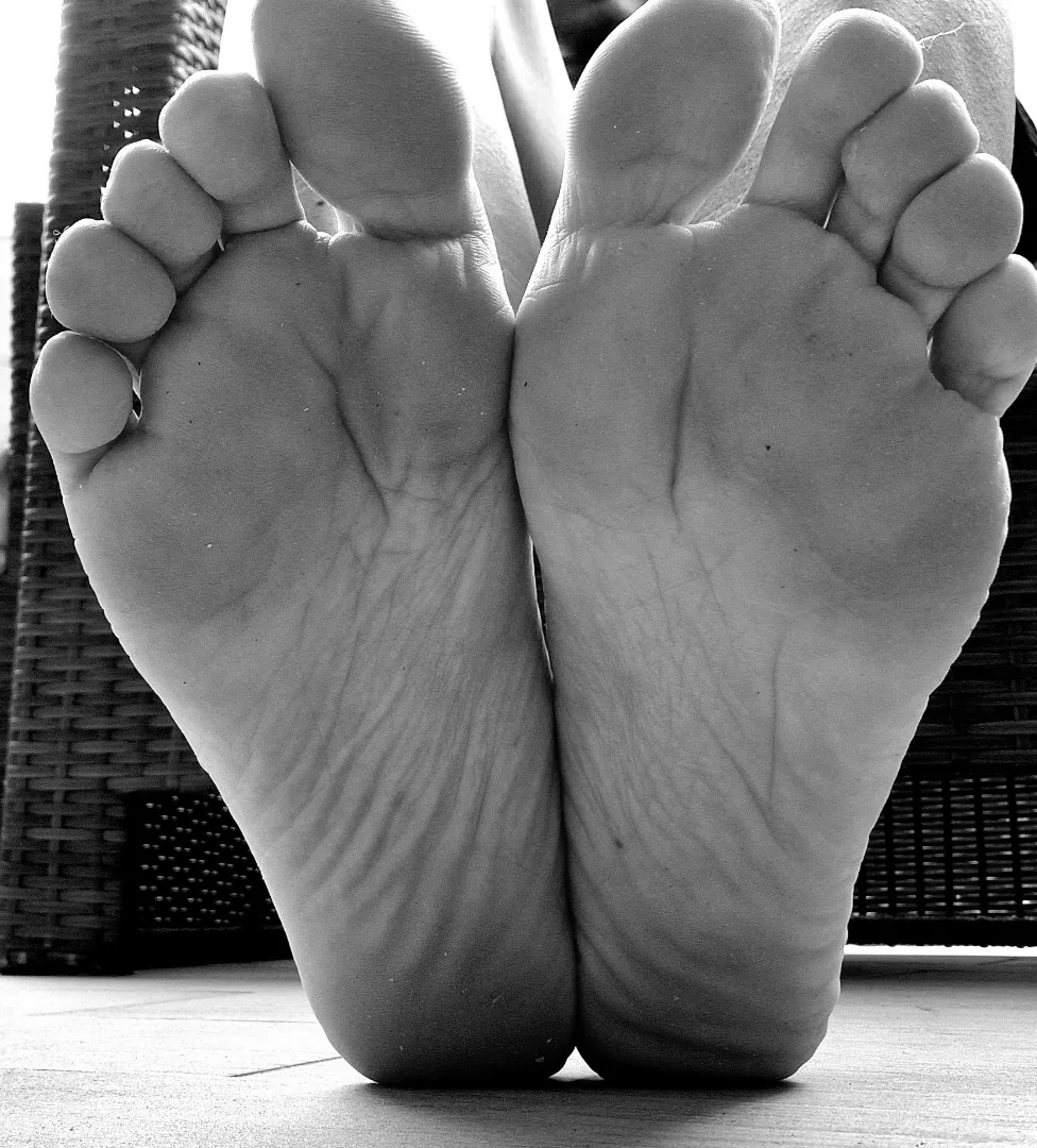 @feetfansguy